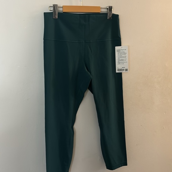 NWT LULULEMON ALIGN HR CROP 23’’ - Picture 6 of 13